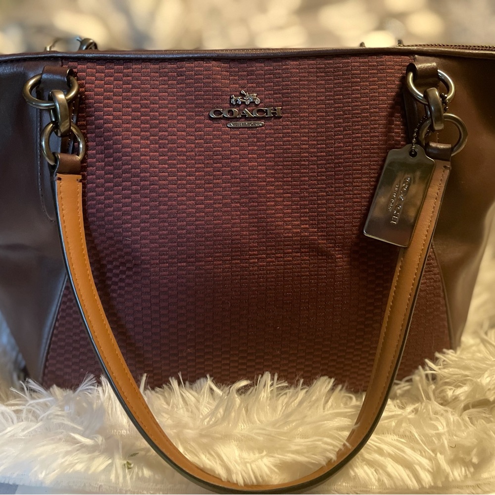 Authentic genuine Coach Jacquard Ava Tote